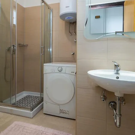 Three-bedroom In Apartment