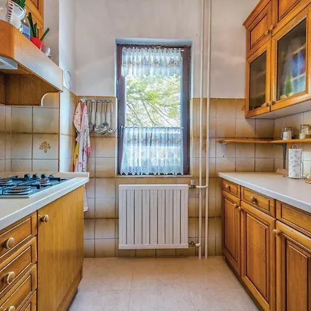 Apartment Three-bedroom In *